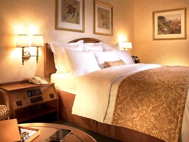 Renaissance Duesseldorf Hotel Eksteriør billede